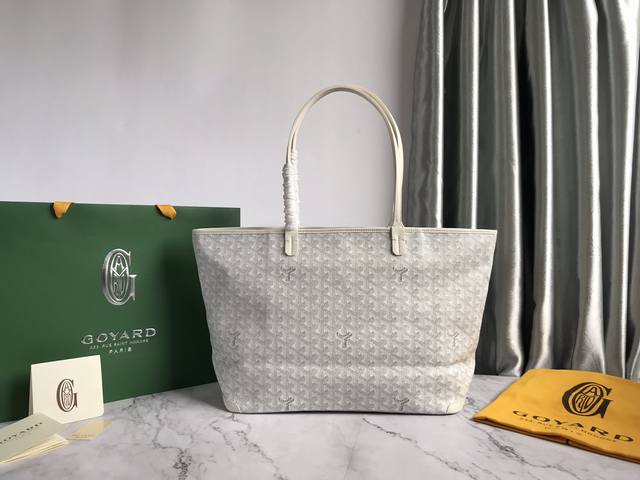 正品级 goyard 戈雅 经多次研究与改良 不断提升面料与皮质 全方位独家定制只为不断达到客户的高品质要求 如果你担心没拉链的安全性不够高 那么拉链款的托特包