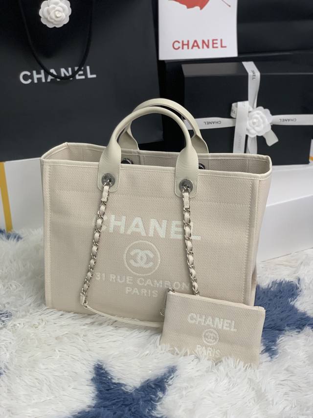 法国 高端定制品 Chanel As66941# Chanel 2022新色母子沙滩牛仔帆布包 经典旅游购物袋系列 原版牛皮手柄 妈咪包简易的搭扣设计 任何细节 - 点击图像关闭