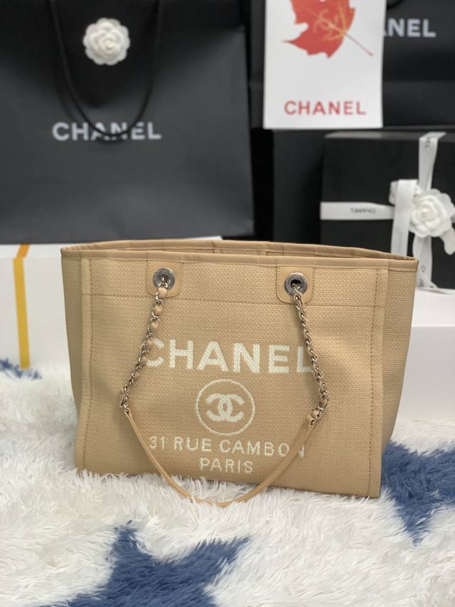 法国 高端定制品 Chanel As67001# Chanel 2022新色母子沙滩牛仔帆布包 经典旅游购物袋系列 原版牛皮手柄 妈咪包简易的搭扣设计 任何细节