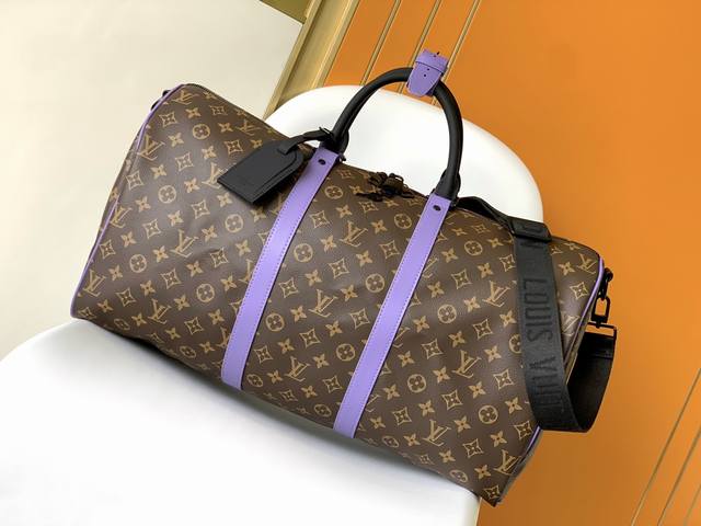 顶级原单m46259绿色 M46257紫色 旅行包 本款 Keepall 旅行袋取材 Monogram Macassar 帆布 为牛皮革细节描绘设计师 Virg