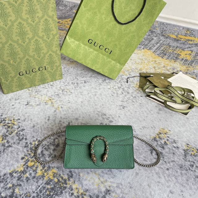 Gucci新款专柜品质 顶级原单货 实物实拍 款号476432绿全皮尺寸 宽1 X高10X侧宽 出货啦 配礼品盒