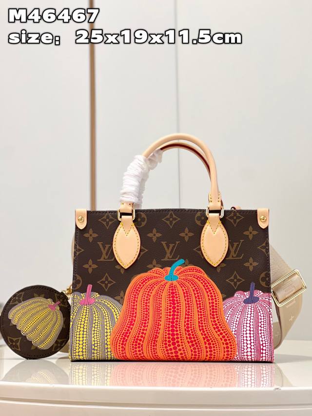 独家实拍m46467 這款lv X Yk Onthego Pm源自louis Vuitton X Yayoi Kusama系列 以獨特而饒富創意的印花彰顯草間彌