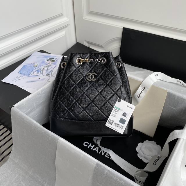 Chanel 新款限量 94485 金银链条复古背包 独家爆款 Chane*Cc Gabrielle 流浪背包 皮质 五金细节 风格完全对版 最新小香流浪款系列