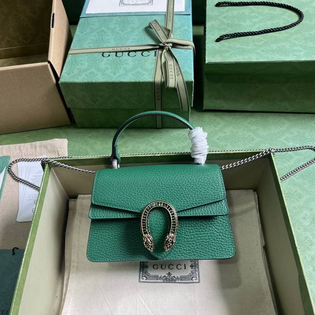 配全套原厂绿盒包装 Dionysus系列迷你手提包 Caogn 11552023早秋系列中的这款dionysus系列手袋以迷你造型演绎 绿色皮革匠心打造 巧妙融