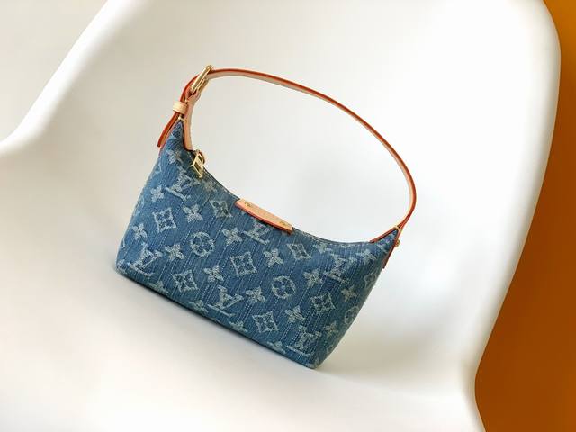 Hills Pochette 腋下手袋 M82949 蓝色牛仔 18.5Cm