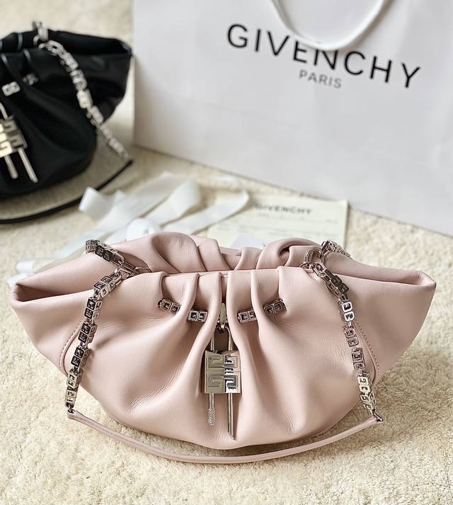 法国g家最新款到货 Givench*新款kennybag 第一眼就对这个链条挎包一见钟情