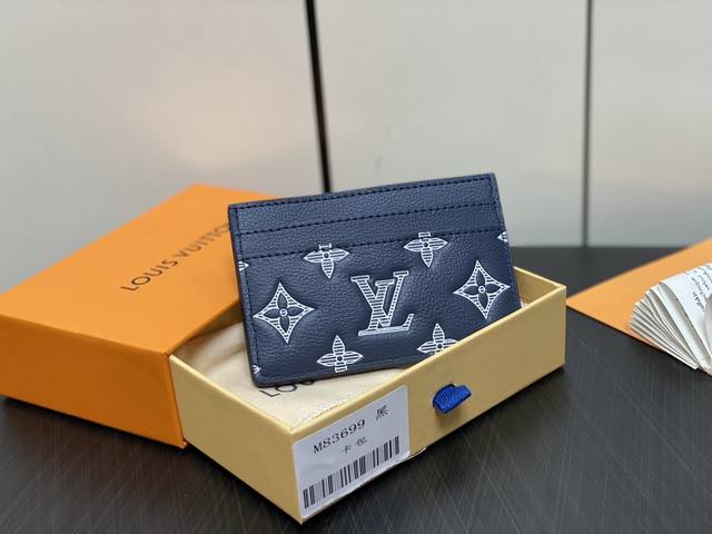 原单精品 M83699蓝色丝印 全皮卡包钱包系列 Porte Cartes Double 卡片夹 此款采用全新monogram Eclipse涂层帆布材质的卡片