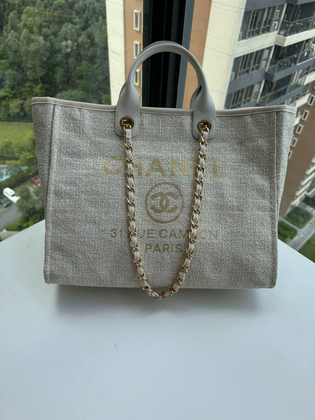 A66941 Chanel 大号手提沙滩包 购物包 ，混合纤维、小牛皮与金色金扣，尺寸30×39×22Cm